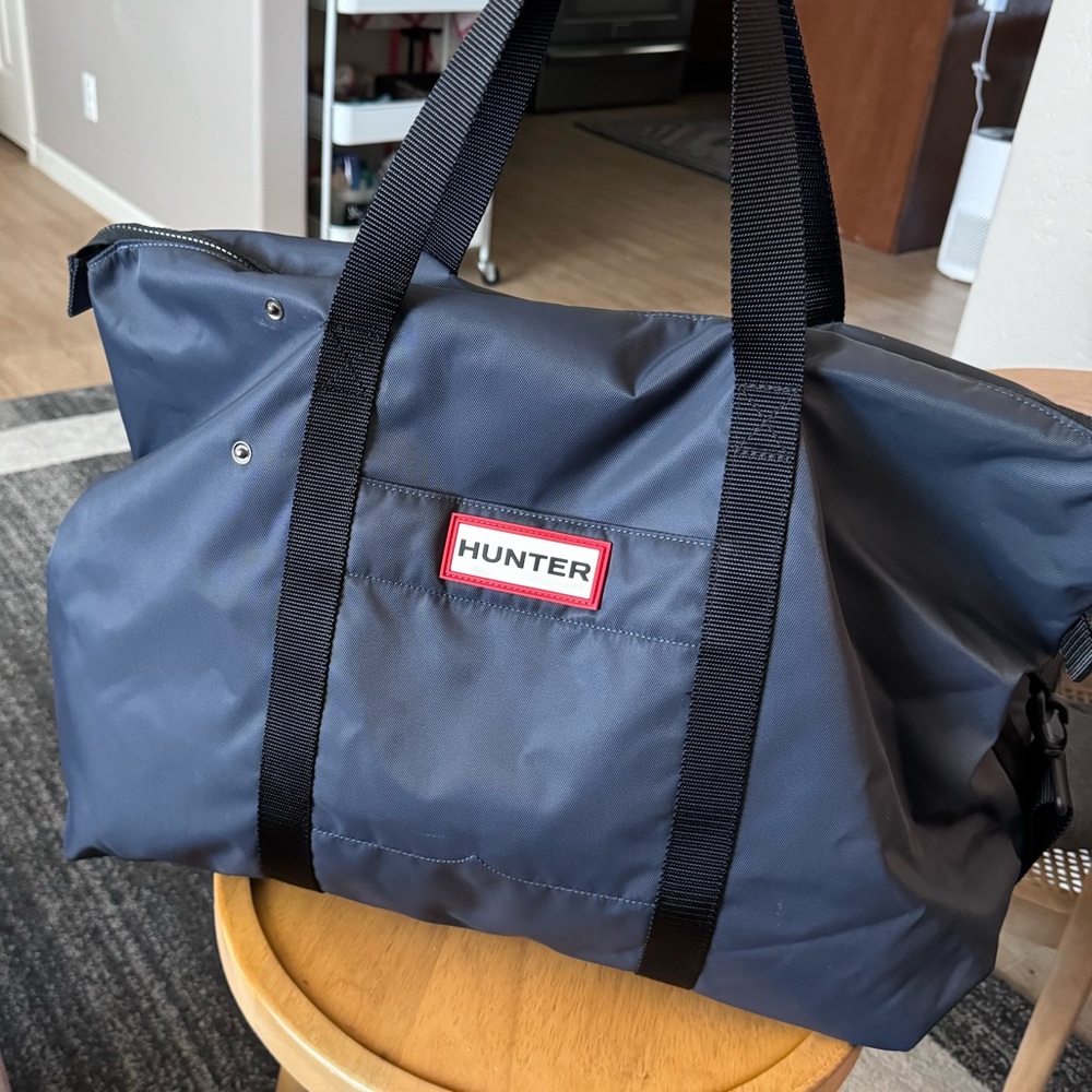 Hunter duffle bag *they don’t even make bags anymore!*